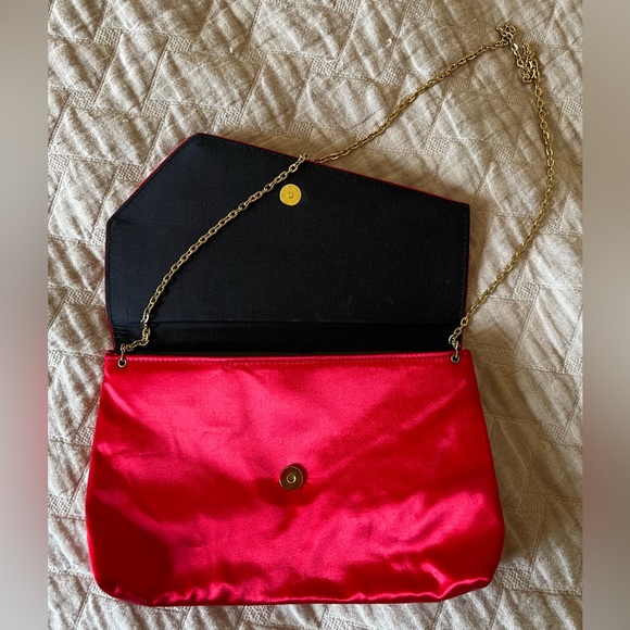 Bright Red Vintage Satin Clutch - Picture 5 of 5